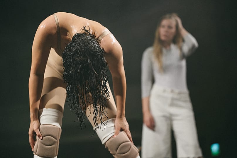 ODE - Έλενα Αντωνίου