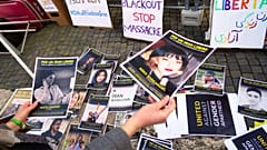 Протест в Италии и Иране