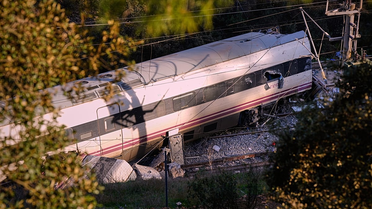 Trag-die-f-r-ganz-Spanien-3-Tage-Trauer-nach-dem-Zugungl-ck-von-Adamuz