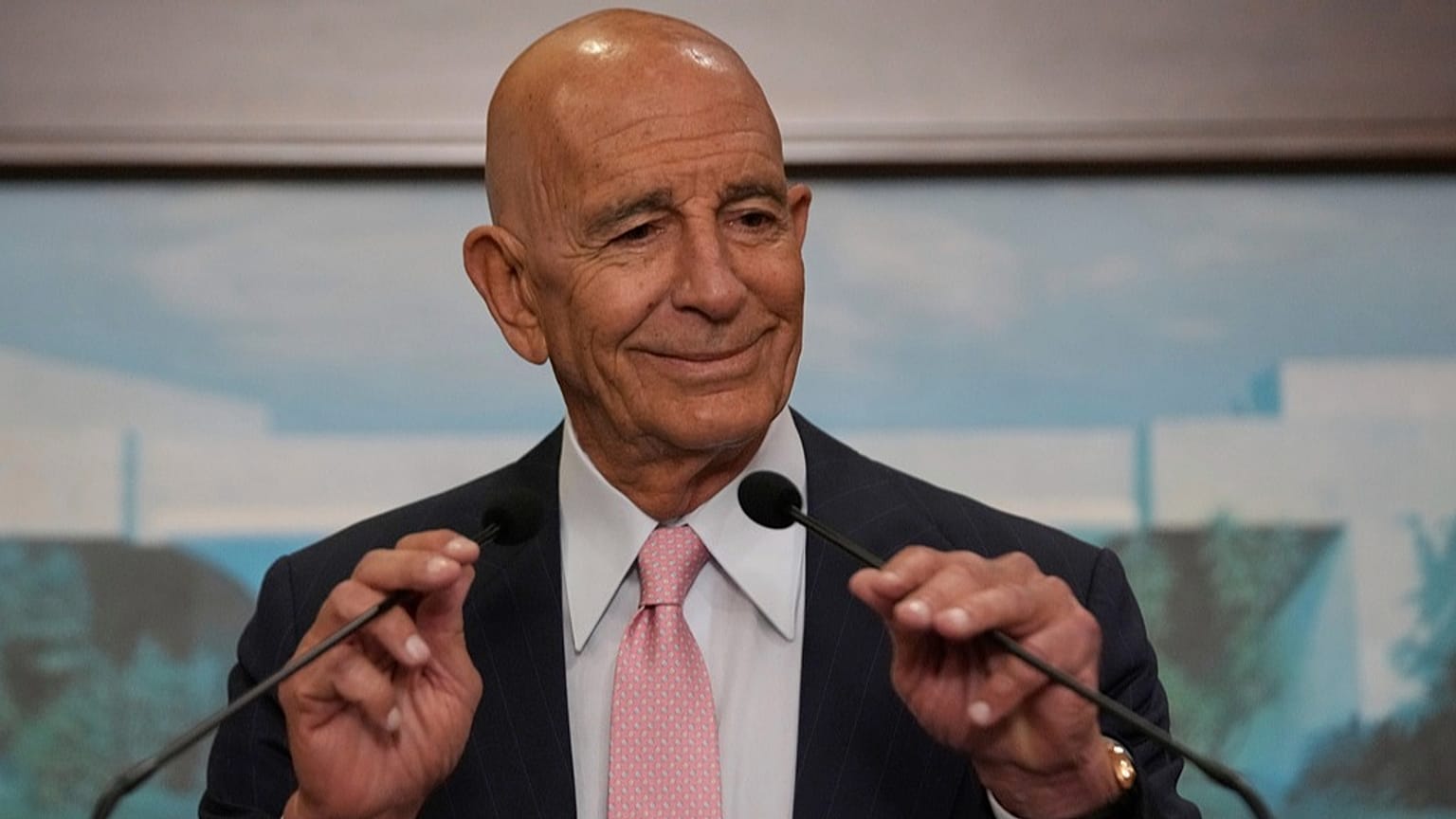  المبعوث الأمريكي توم براك