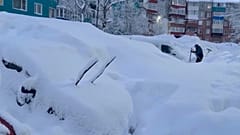 Unwetter bringt starken Schneefall in Russlands Fernen Osten