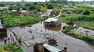 Hundreds of thousands of people affected by severe flooding in Mozambique, UN says