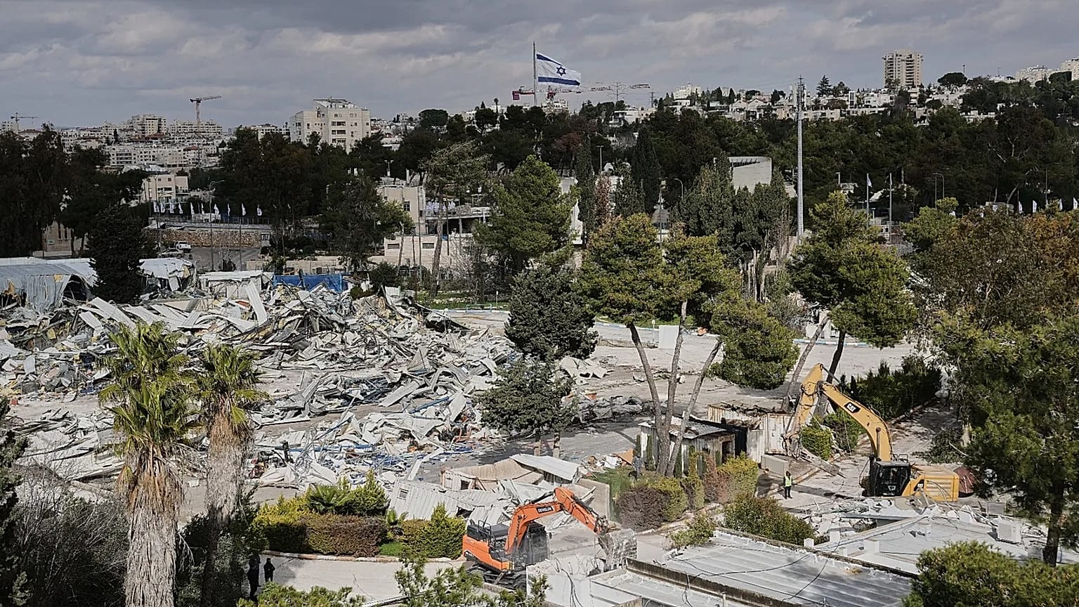 Israeli bulldozers demolish a UNRWA compound in east Jerusalem, 20 January, 2026