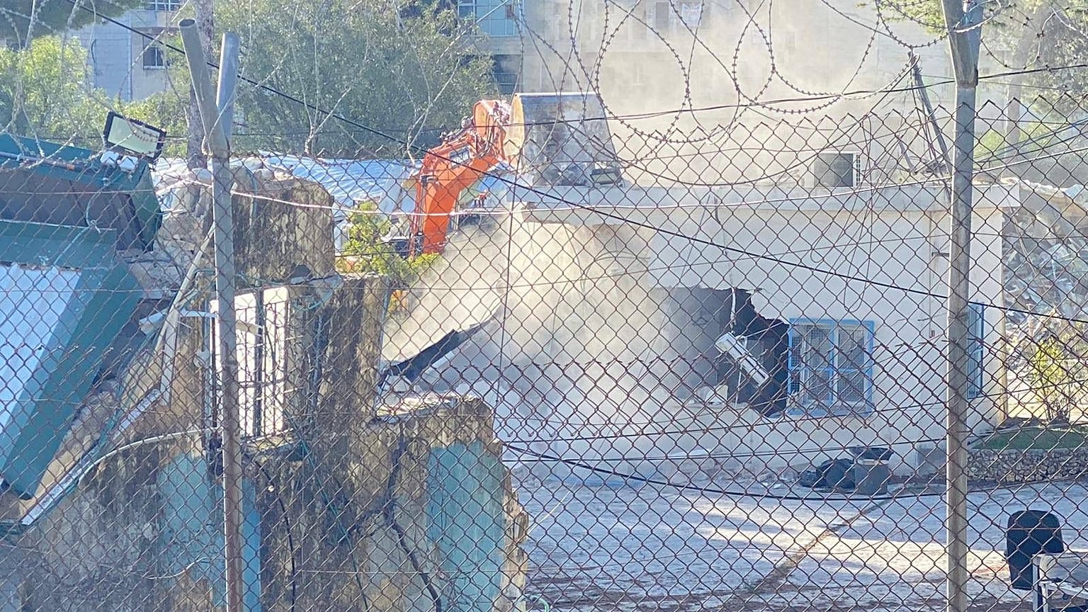 Israele ha avviato la demolizione della sede a Gerusalemme dell'Unrwa, l'agenzia per l'assistenza ai palestinesi messa al bando lo scorso anno (20 gennaio 2026)