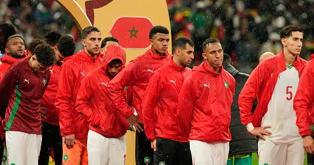 Prince Moulay Rachid meets Morocco football players after AFCON final defeat