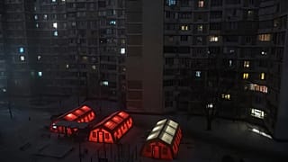 Emergency tents are set up in a residential neighbourhood where people can warm up following Russia's regular air attacks in Kyiv, 15 January, 2026