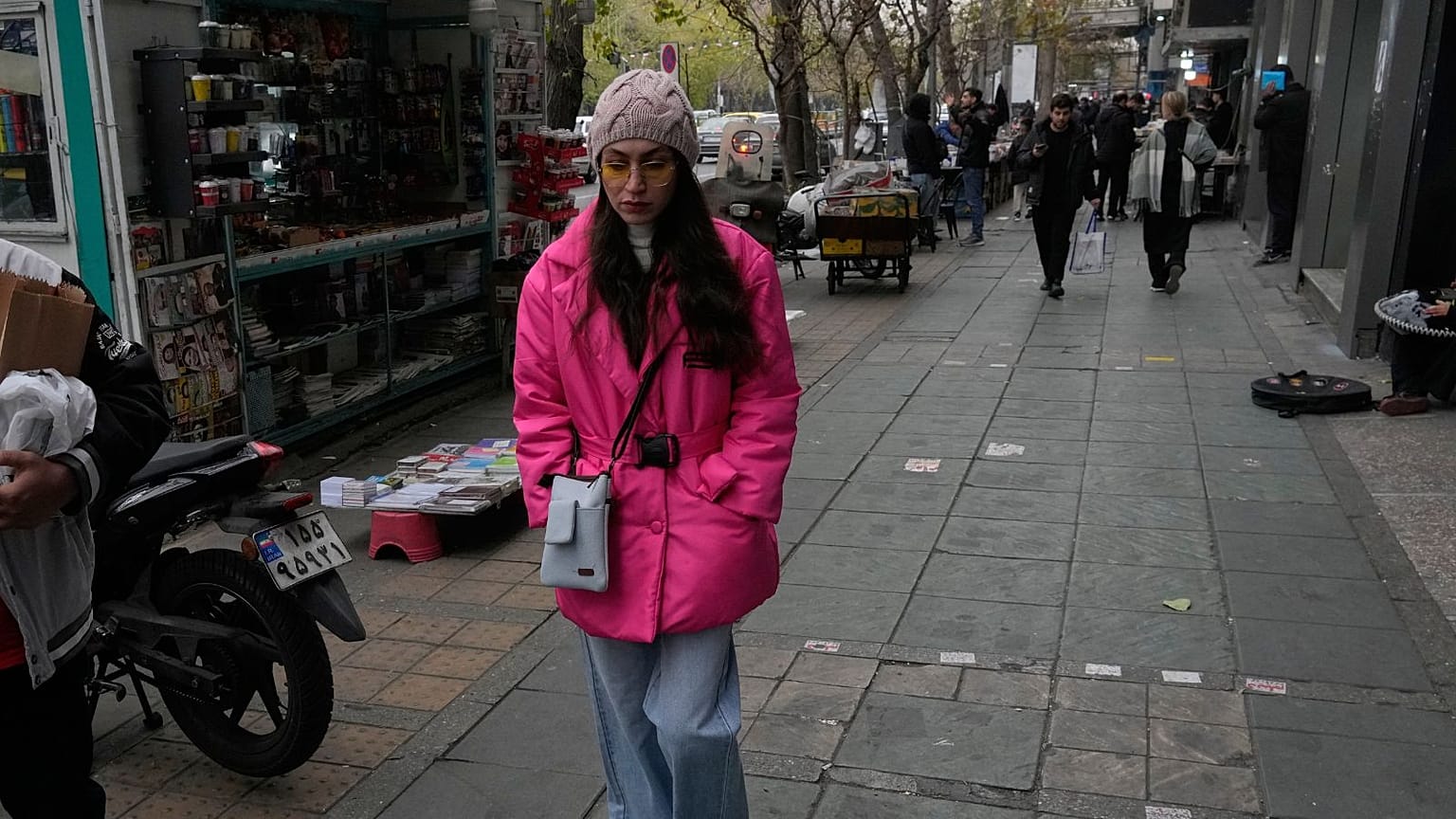 خیابانی در تهران