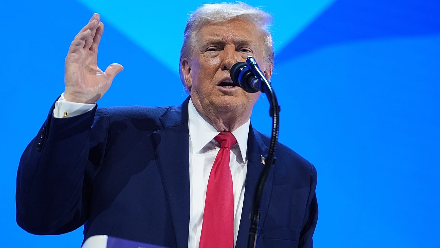 President Donald Trump addresses the audience during the Annual Meeting of the World Economic Forum in Davos, Switzerland, 21 Jan 2026. 
