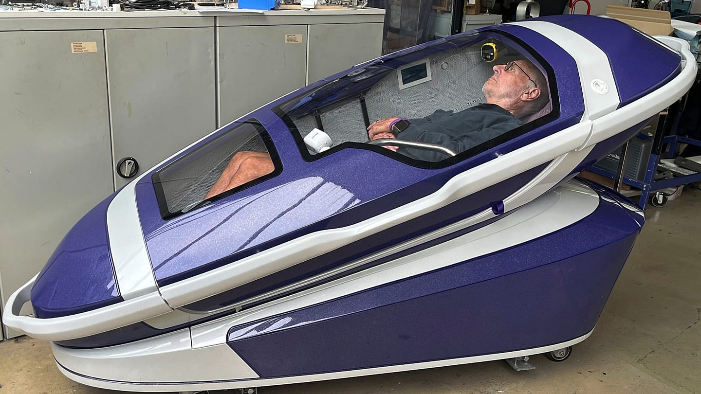 The inventor of the 'suicide pod' says AI should decide who can end their  life