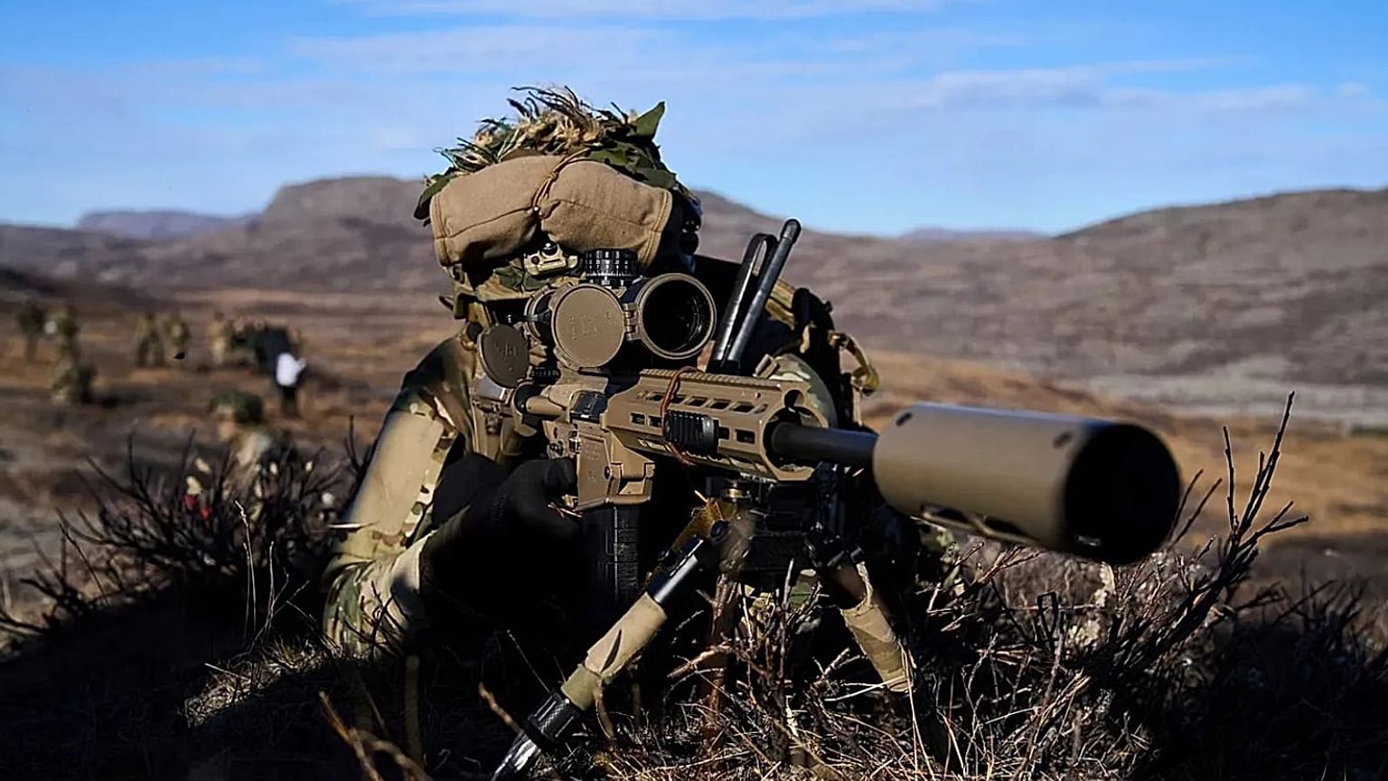 فرانسه به دنبال برگزاری رزمایش ناتو در گرینلند اس��