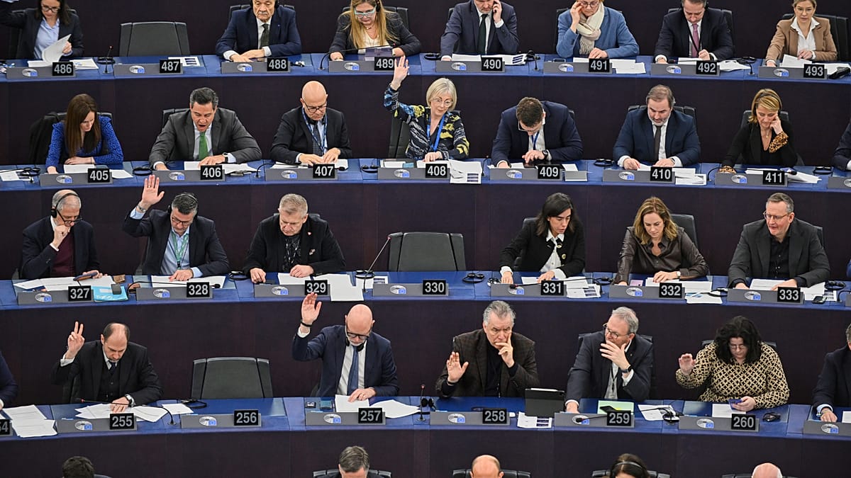 Trump vámfenyegetései felfüggesztették az EU-val kötött kereskedelmi megállapodást Trump vámfenyegetései felfüggesztették az EU-val kötött kereskedelmi megállapodást