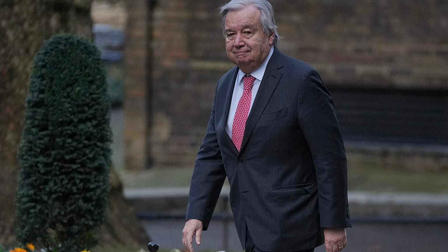 وصل الأمين العام للأمم المتحدة أنطونيو غوتيريش للقاء رئيس الوزراء البريطاني كير ستارمر في مقر رئاسة الوزراء البريطانية في 10 داونينج ستريت، لندن، يوم الجمعة 16 يناير 2026. (صو