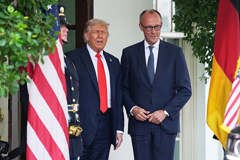 US-Präsident Trump und Bundeskanzler Friedrich Merz (CDU) vor dem Weißen Haus, Washington, D.C. am 5. Juni 2025