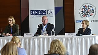 Az EBESZ megfigyelőinek sajtótájékoztatója a 2022-es parlamenti választás után Budapesten