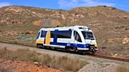 Novo acidente ferroviário em Espanha: comboio suburbano colide com grua em Múrcia