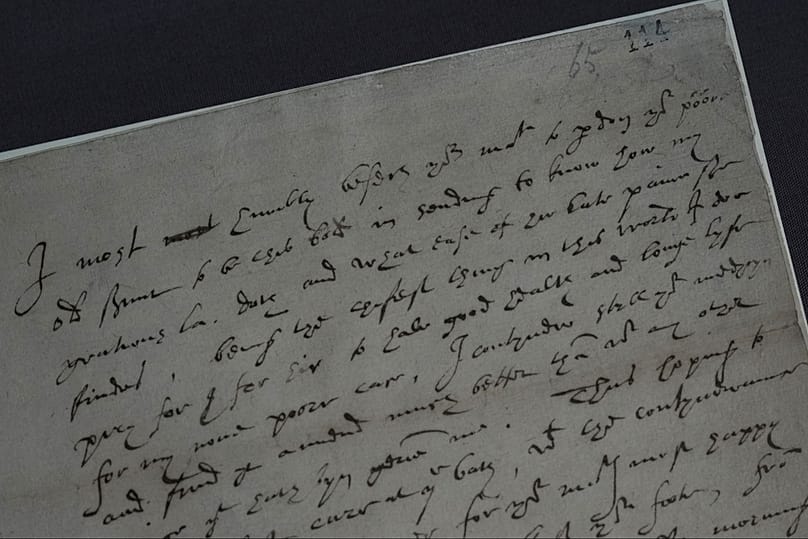 A 16th century letter written by Robert Dudley, 1st Earl of Leicester, to Queen Elizabeth I, shows two dots above the word 'poor', the monarch's nickname for Dudley