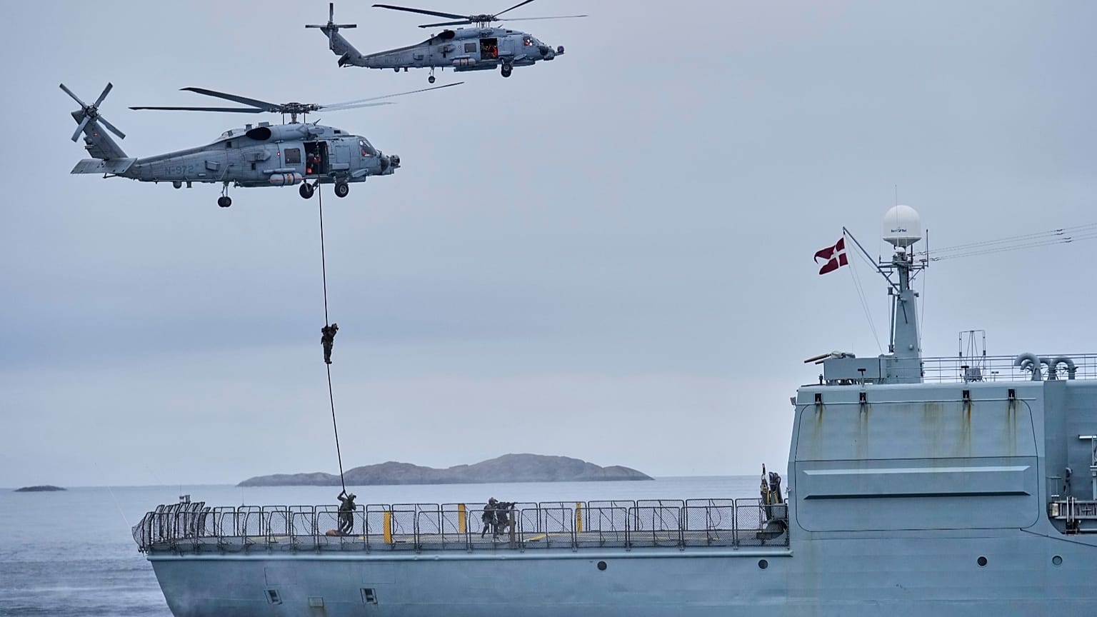 Danish military forces participate in an exercise with hundreds of troops from several European NATO members in the Arctic Ocean in Nuuk, Greenland, 15 Sept., 2025. 