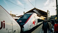 Die SNCF zielt mit der neuen Option auf Geschäftsreisende sowie auf alle, die ein besonderes Reiseerlebnis mit persönlicher Betreuung und Flexibilität suchen.