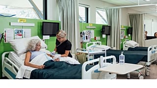 Kadın sağlığındaki yetersiz finansman 75 milyon yaşam yılına mal oluyor.