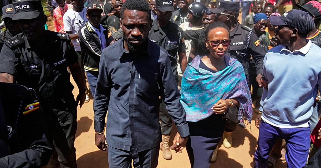 Post-election violence in Uganda leaves 30 dead