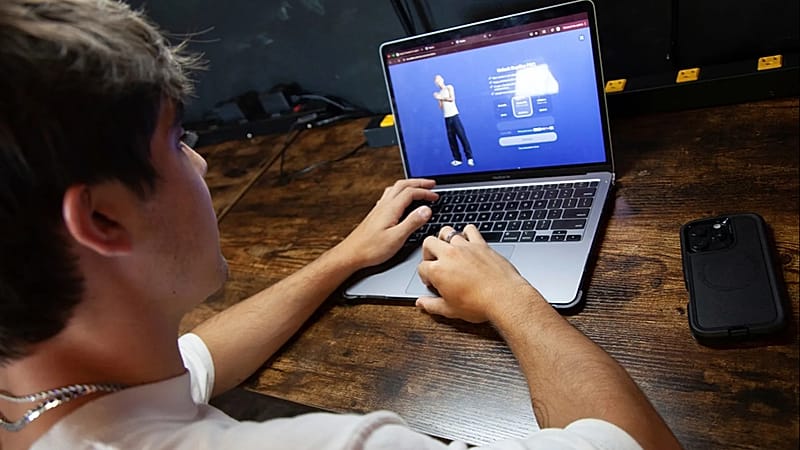 دراسة علمية تربط بين الاستخدام اليومي لروبوتات الدردشة وارتفاع مؤشرات الاكتئاب 