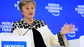 حضرت كريستالينا جورجيفا، المديرة العامة لصندوق النقد الدولي، الاجتماع السنوي للمنتدى الاقتصادي العالمي في دافوس، سويسرا، يوم الجمعة 23 يناير 2026. (صورة من وكالة أسوشيتد برس/م