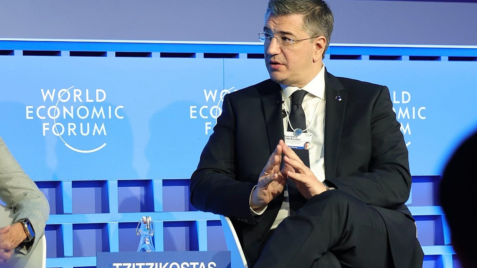 Ο Επίτροπος Βιώσιμων Μεταφορών και Τουρισμού Απόστολος Τζιτζικώστας στο Φόρουμ του Νταβός