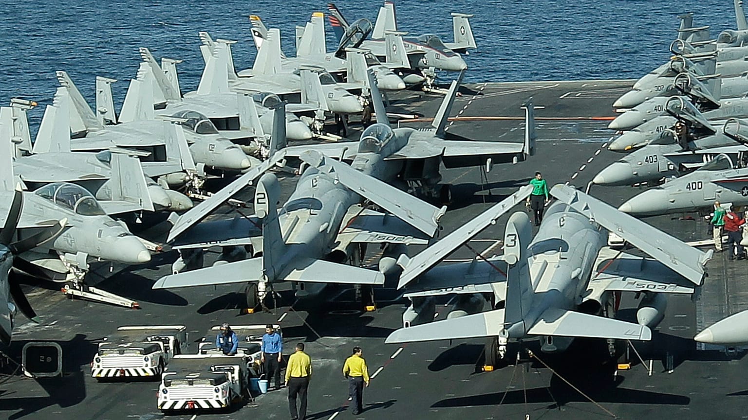 A USS LINCOLN FEDÉLZETE