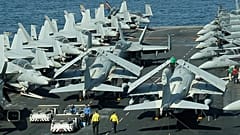 A USS LINCOLN FEDÉLZETE
