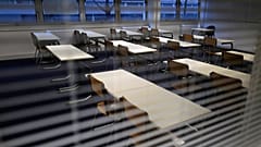 DATEI-FOTO - Aula der Schule