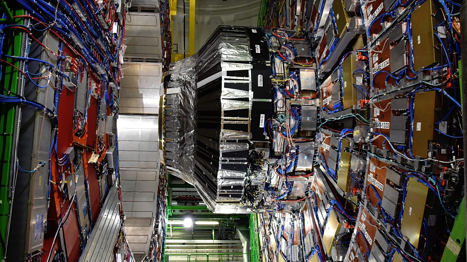 CERN'deki Büyük Hadron Çarpıştırıcısı