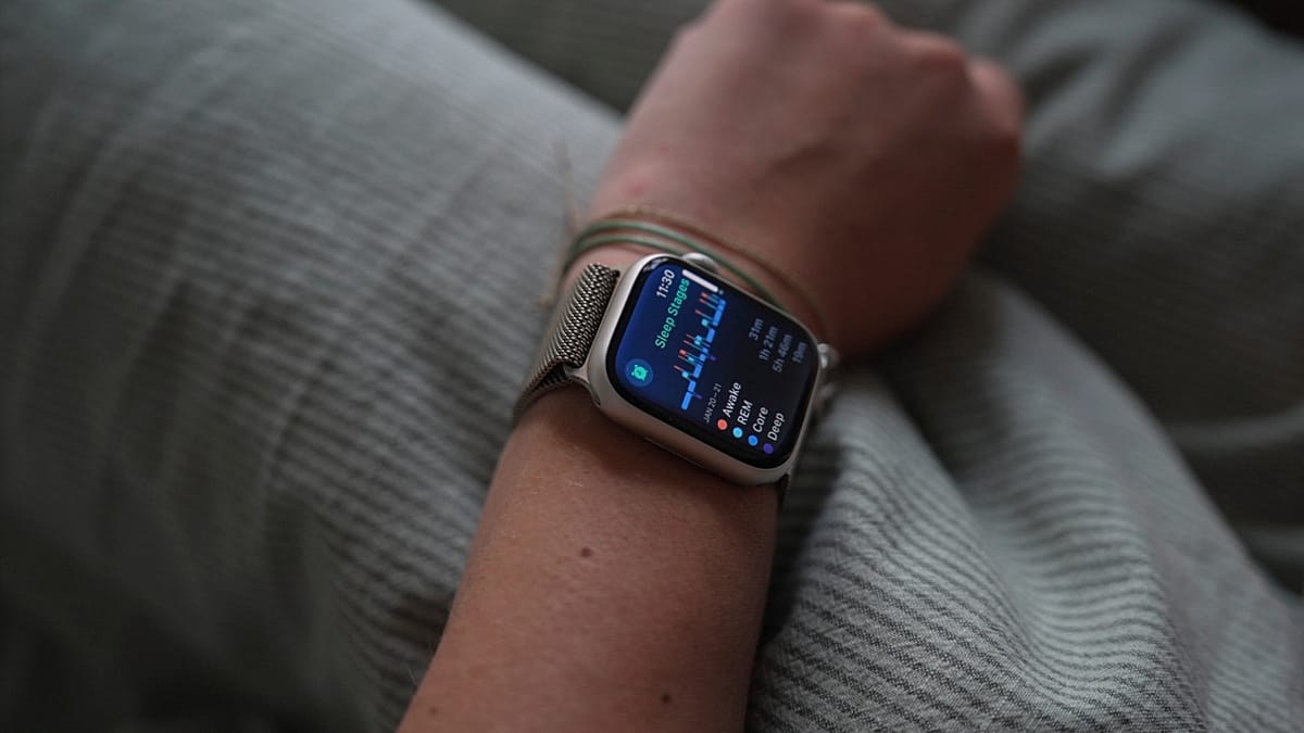 Schlaftracking-mit-Smartwatches-und-Ringen-hat-Grenzen-Taugen-sie-wirklich-