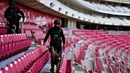 Police officers and their dogs give a press tour in Akron Stadium in Guadalajara, 15 October, 2025