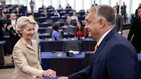 European Commission President Ursula Von der Leyen shakes hands with Hungarian Prime Minister Viktor Orbán at the European parliament in Strasbourg.