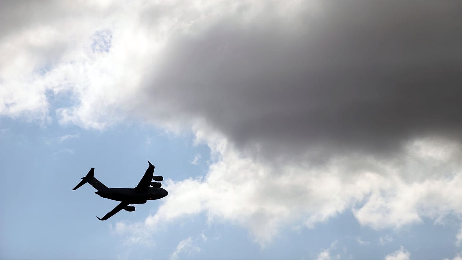 پرواز مهاجران اخراجی از آمریکا