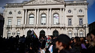 Câmara de Lisboa volta a perder recurso e tem de pagar multa pelo caso "Russiagate"