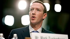 ARCHIV: Facebook-Chef Mark Zuckerberg sagt am zehnten April 2018 bei einer gemeinsamen Anhörung der Handels- und Justizausschüsse auf dem Capitol Hill in Washington aus.