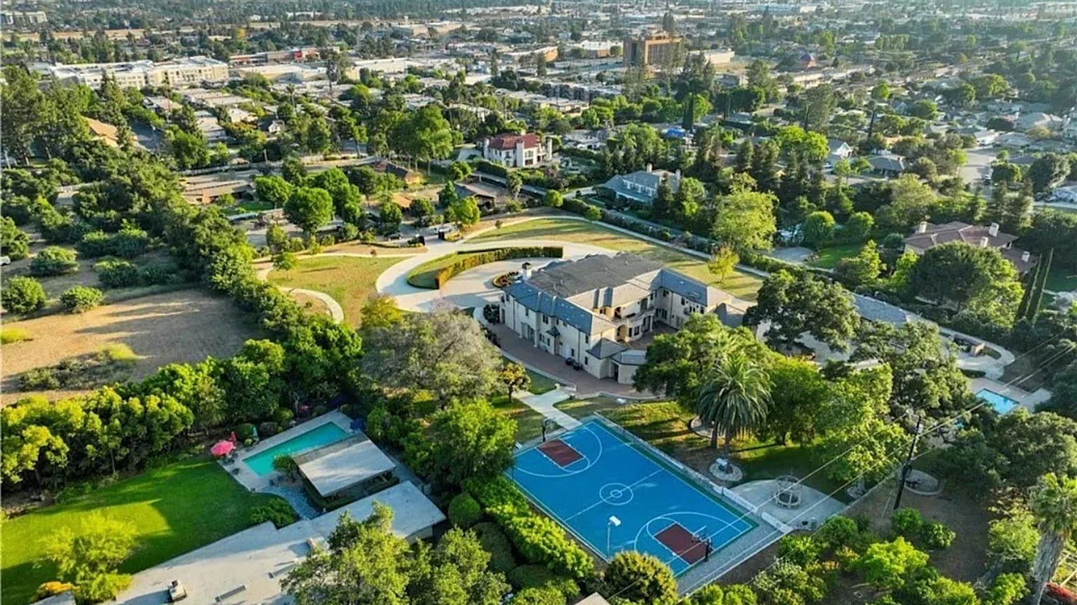 Milliárdos ingatlan Beverley Hillsen