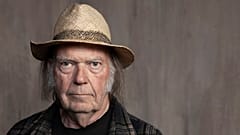Neil Young stellt Grönländerinnen und Grönländern seine Musik gratis zur Verfügung. Das ist seine Antwort auf Trumps Annexionsdrohungen.