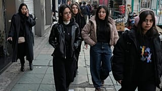 Iran : un mois de manifestations et une répression meurtrière