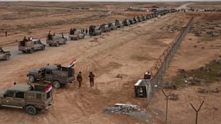 انتشر حرس الحدود العراقي على طول الحدود السورية وسط تشديد الإجراءات الأمنية في أعقاب القتال الأخير في سوريا، في سنجار، شمال العراق، الخميس 22 يناير 2026. (صورة من وكالة أسوشيت