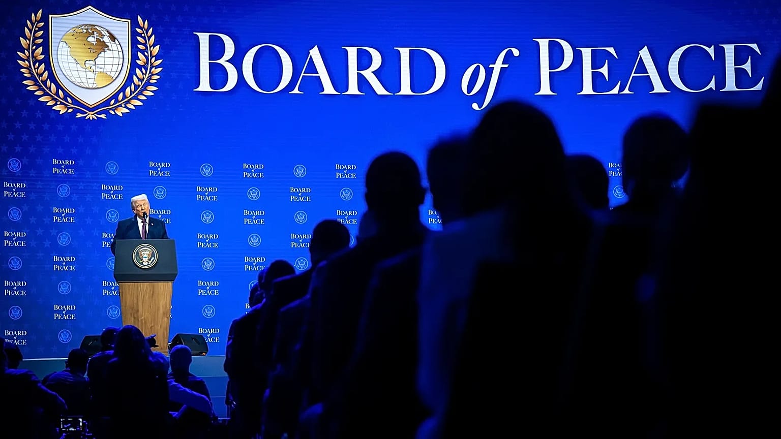 Il presidente degli Stati Uniti Donald Trump interviene alla riunione del Consiglio della Pace a Davos, 22 gennaio 2026