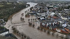 In Enniscorthy, Grafschaft Wexford, Irland, ist der Fluss Slaney am Dienstag, 27. Januar 2026, über die Ufer getreten.