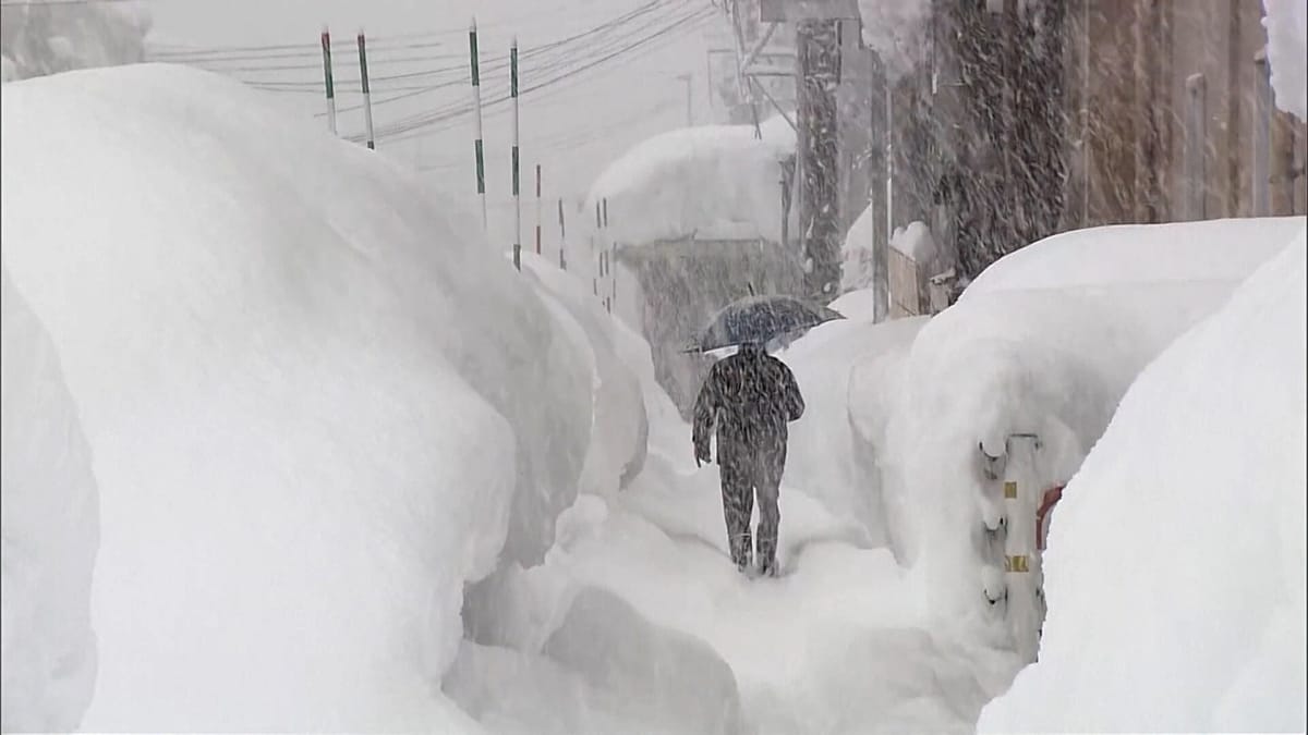 Record snowfall triggers chaos across parts of Japan