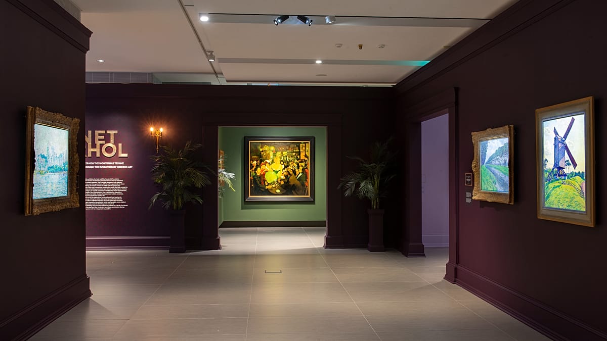 'From Monet to Warhol': The exhibition that has become a must-see for thousands in Greece