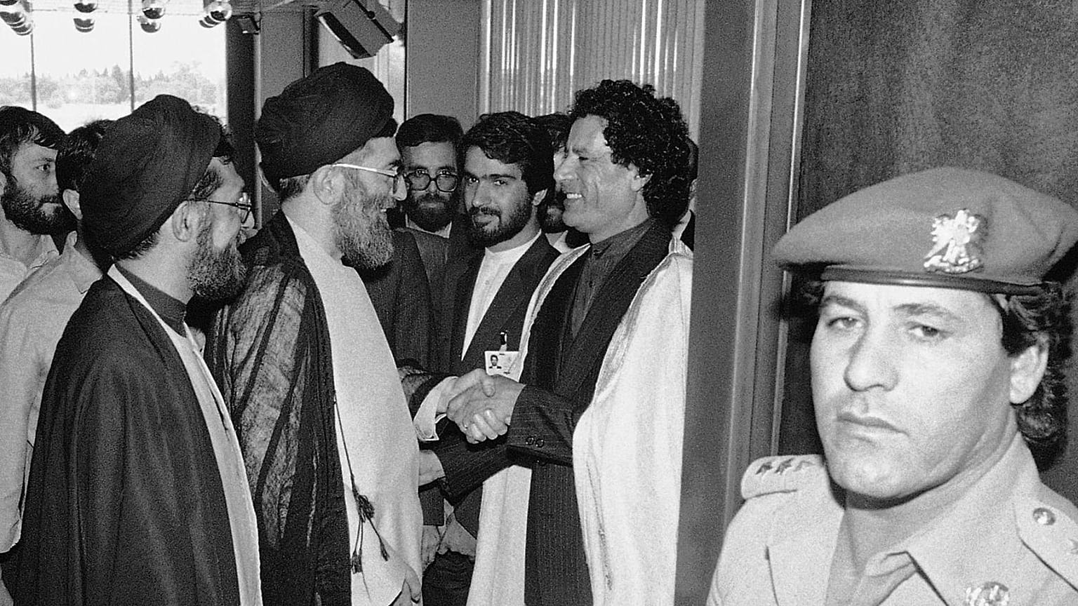 معمر قذافی و علی خامنه‌ای