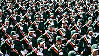 عناصر من القوات المسلحة الإيرانية يشاركون في عرض عسكري، بتاريخ 22 سبتمبر 2018.