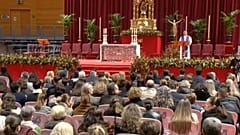 O pavilhão Carolina Marín, em Huelva, acolherá uma missa em memória das vítimas da tragédia de Adamuz, a 29 de janeiro de 2026.