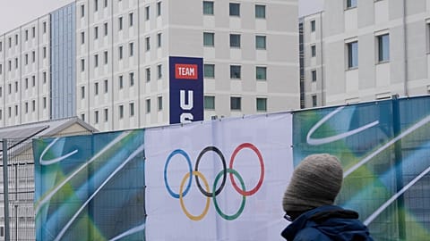 Al Villaggio Olimpico, a Milano, Italia: particolare dello striscione di Team USA. Giovedì 29 gennaio 2026.