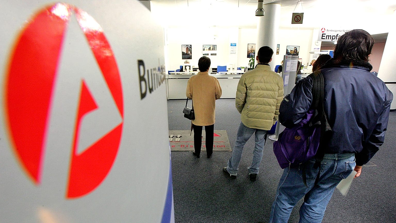 Jobcenter in Frankfurt, 30.03.06